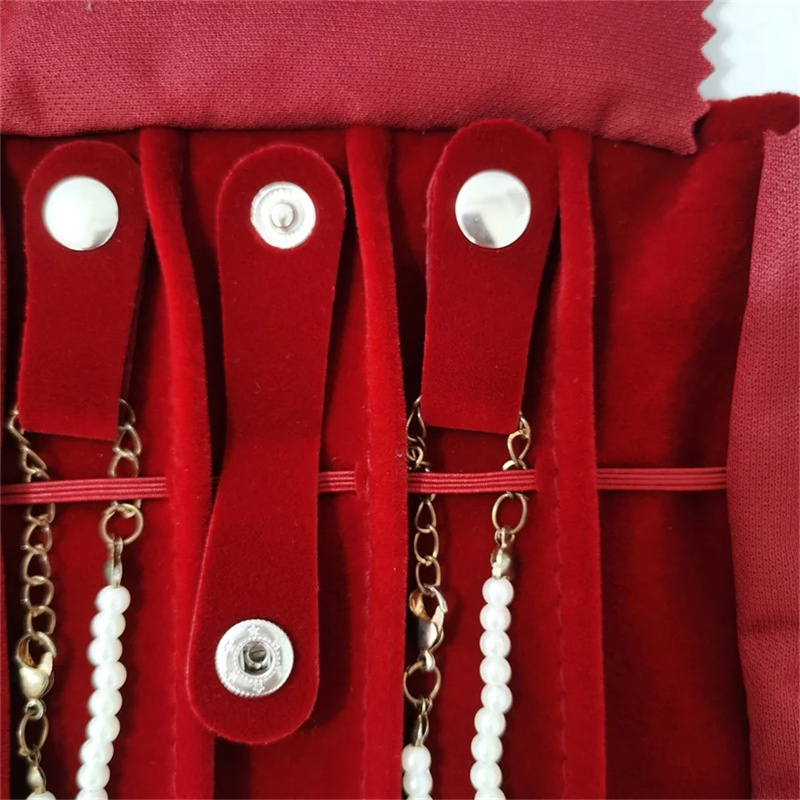 Burgundy Velvet Jewelry Roll-U - Velvet Ribbon Roll recension och pris