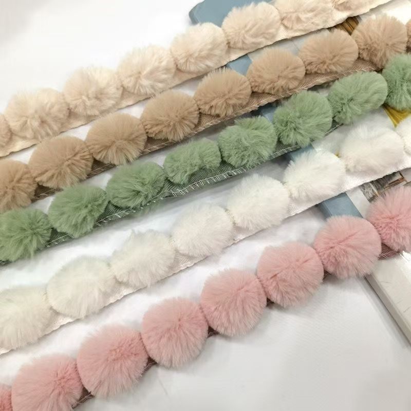 3cm Faux Rabbit Fur Pom Ball L - Fringe Ribbon Sewing recension och pris